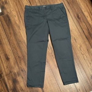 Size 12 Loft Relaxed Skinny Gray Pant
